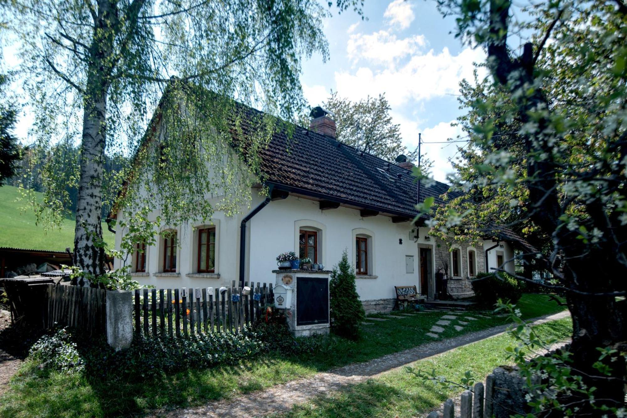 Ubytovani Na Vejminku Rtyne v Podkrkonosi Luaran gambar
