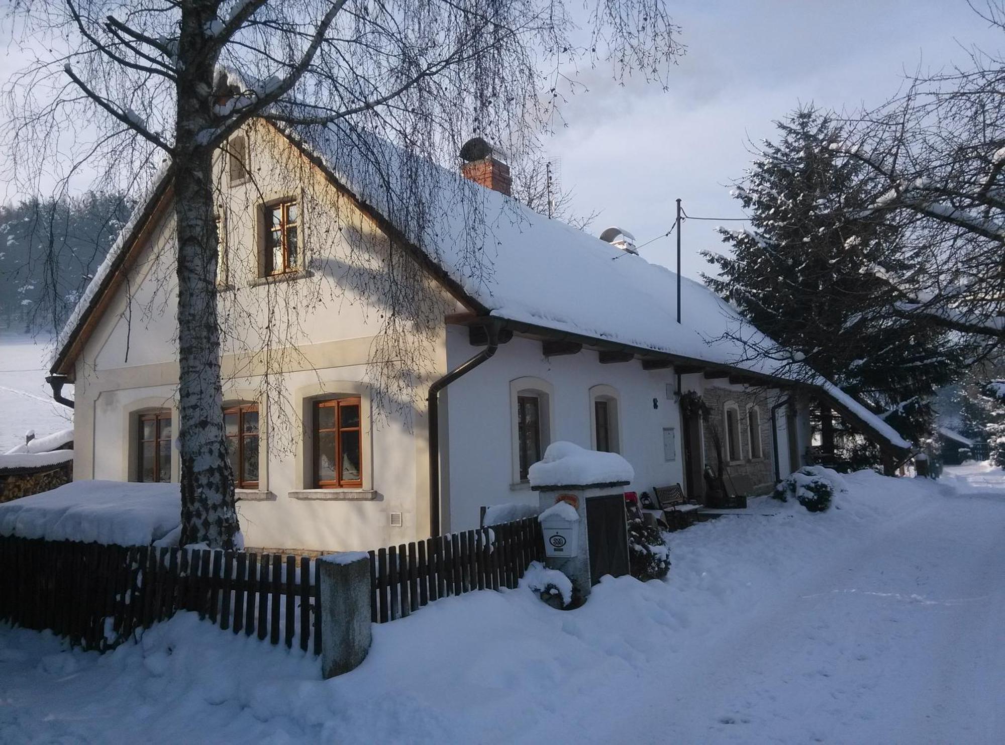 Ubytovani Na Vejminku Apartment Rtyne v Podkrkonosi Luaran gambar