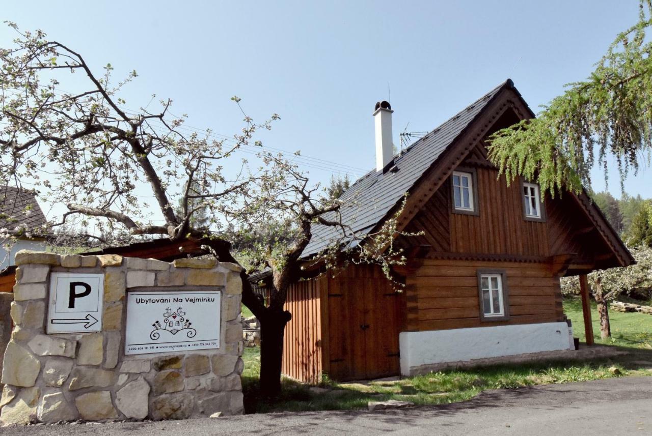 Ubytovani Na Vejminku Rtyne v Podkrkonosi Luaran gambar